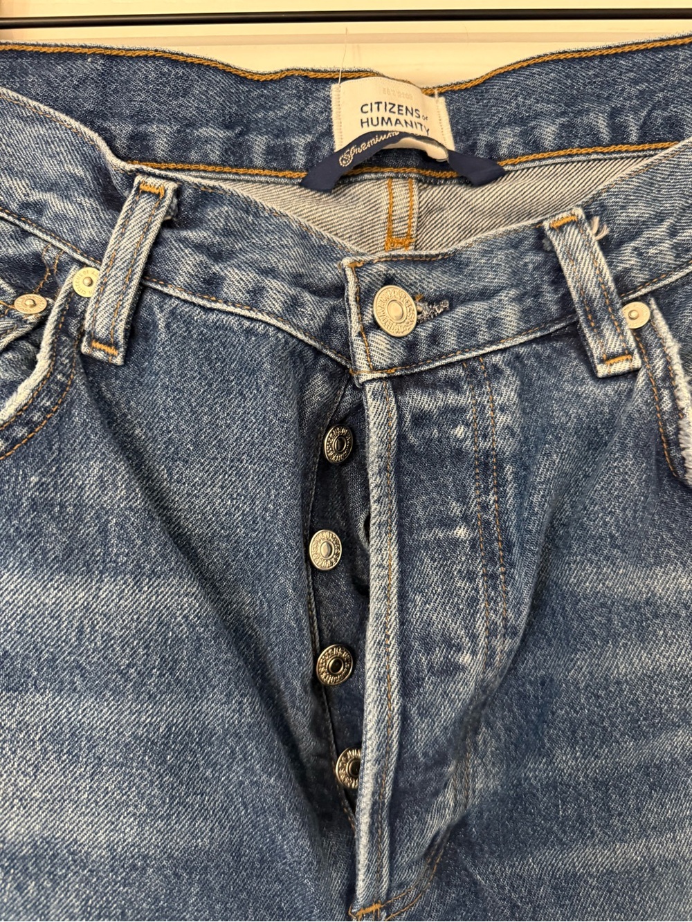 Citizens of Humanity Ayla Cropped Raw Hem - Picture 2 of 6